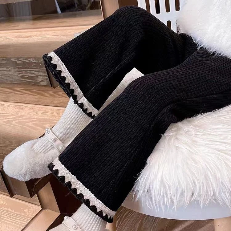 2024秋冬款女童雪尼尔简约加绒裤子洋气百搭女宝宝喇叭休闲裤