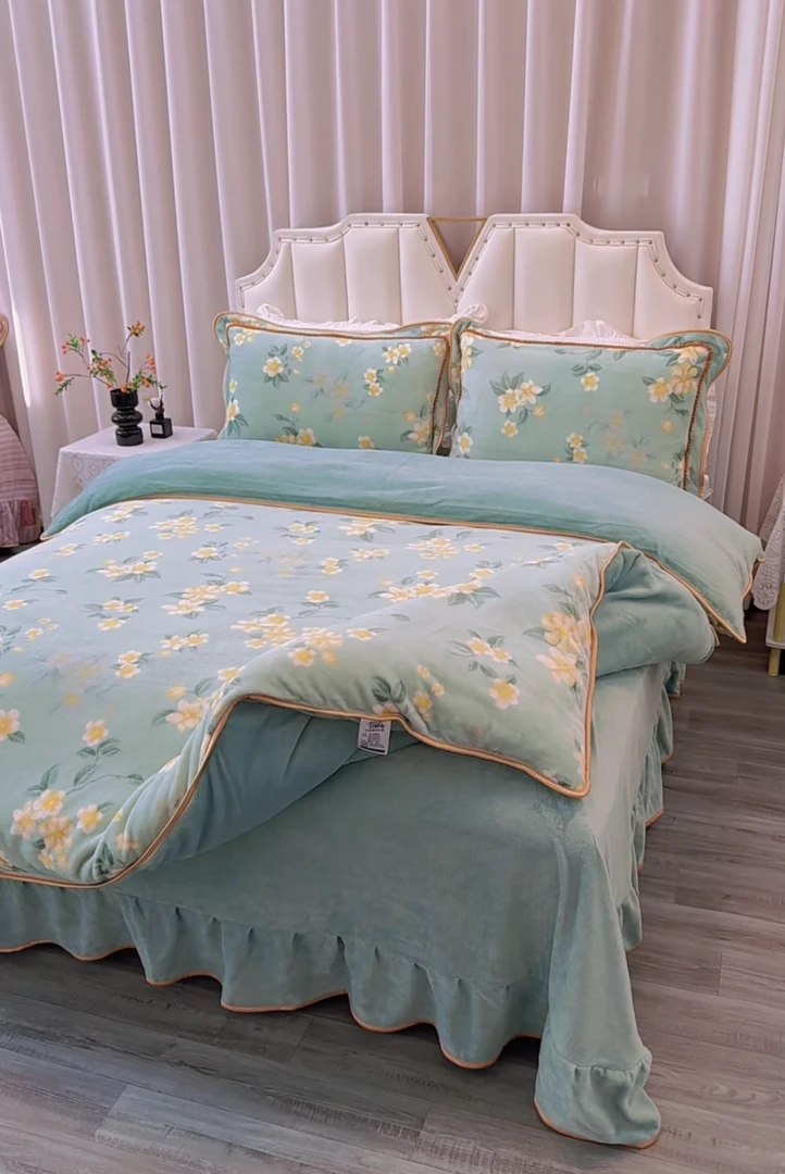 新款加密加厚牛奶绒床裙款四件套8-9斤柔软保暖不掉色不掉毛