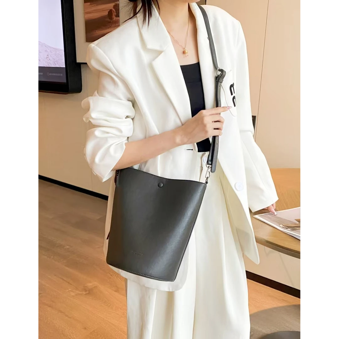 【母亲节礼物】SKL-7199-爵士灰RAIN.CUN轻奢小众时尚女士包