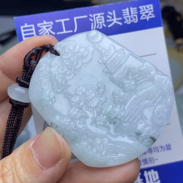 翡翠颈饰未镶嵌翡翠