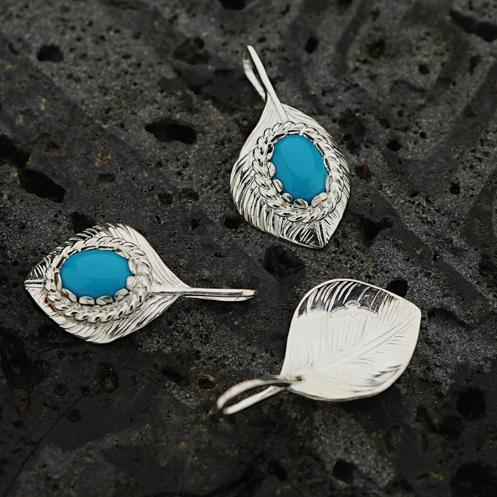 吊坠925银 隐西造物潮时尚穿搭配饰印第安美松葵扇羽毛吊坠侧