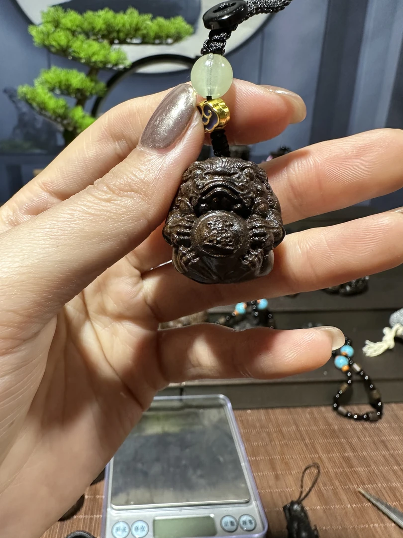 貔貅抱球钥匙扣 正区达拉杆c香木雕手把件把玩件挂件摆件