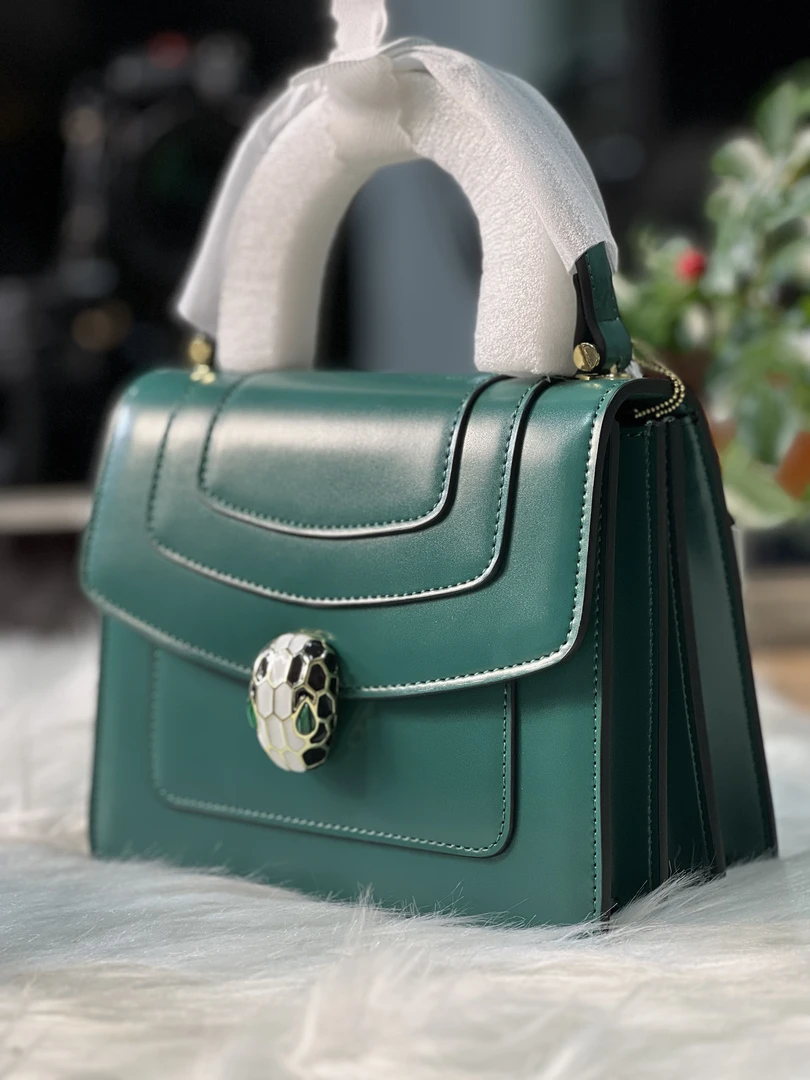 广州包包1178-1179酒神女士包手提单间链条风情蛇头包时尚休闲ABC