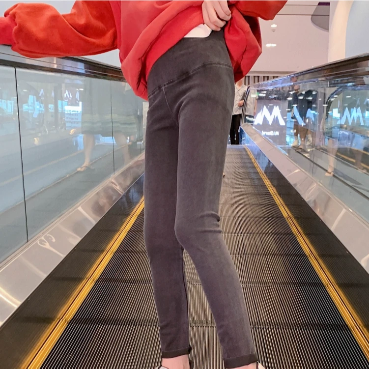 B4-1032唯女童春秋休闲牛仔打底裤(KZ0240)