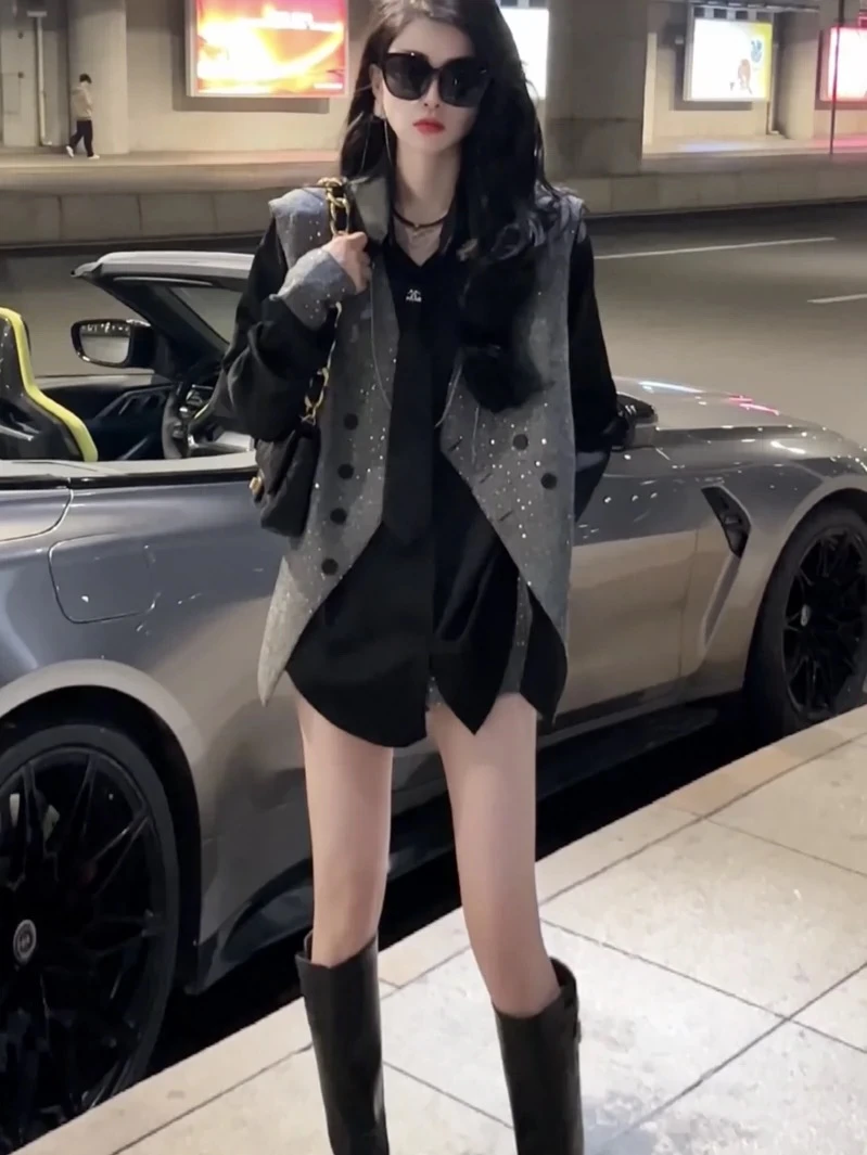 2024秋宽松三件套女高级时尚欧货亮片马甲短裤衬衫女显瘦网红遮肉