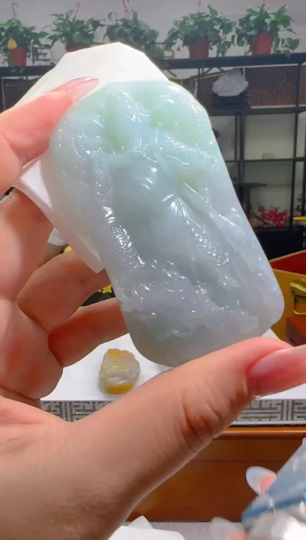【闪购商品】翡翠颈饰未镶嵌天然翡翠A货吊坠