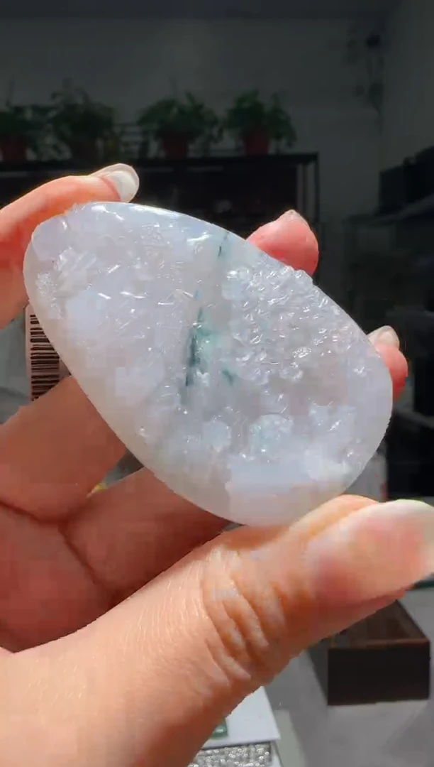 【闪购商品】翡翠颈饰未镶嵌天然翡翠A货吊坠