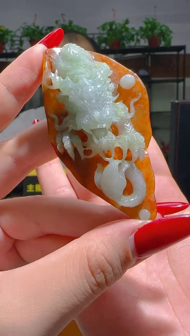 【闪购商品】翡翠颈饰未镶嵌天然翡翠A货吊坠