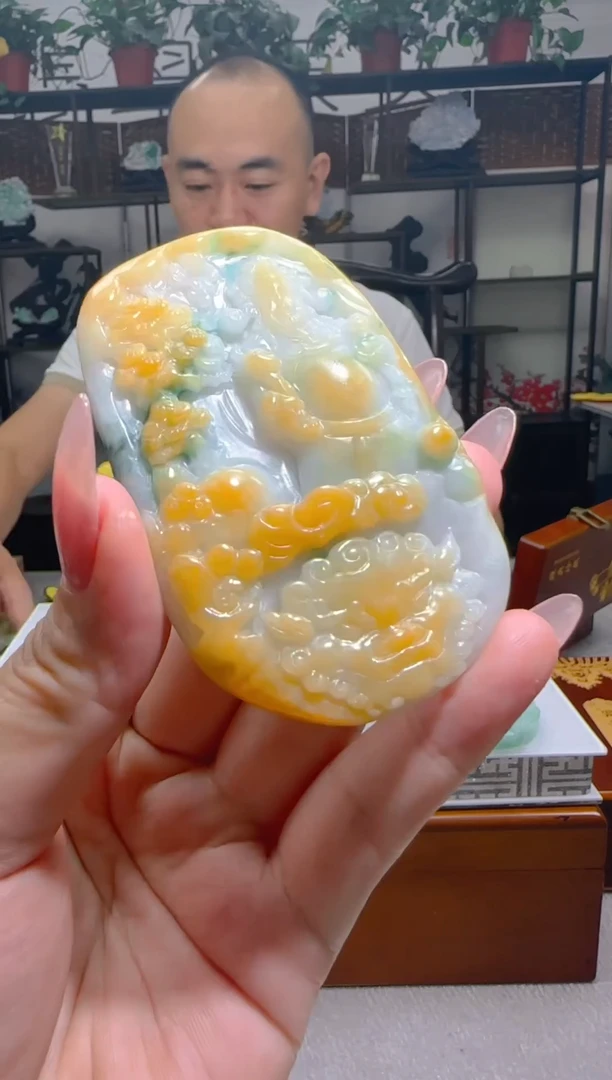 【闪购商品】翡翠颈饰未镶嵌天然翡翠A货吊坠