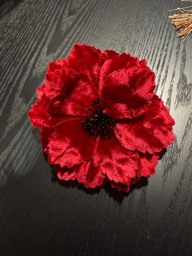 非金属布艺胸针 Y24FF09A金丝绒康乃馨胸针