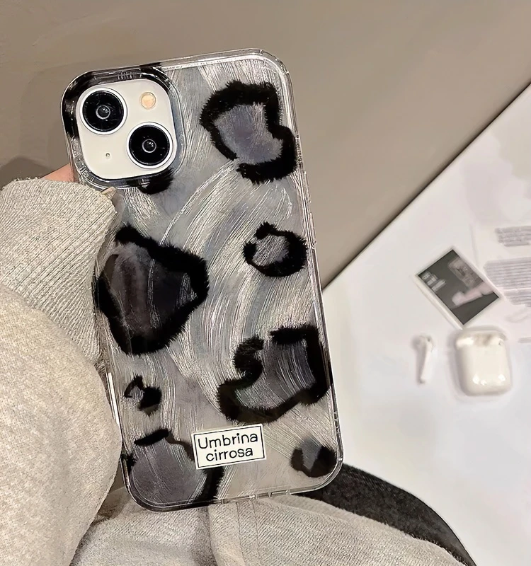 黑色模糊豹纹羽纱壳适用苹果15手机壳iPhone13/14promax新款12/11