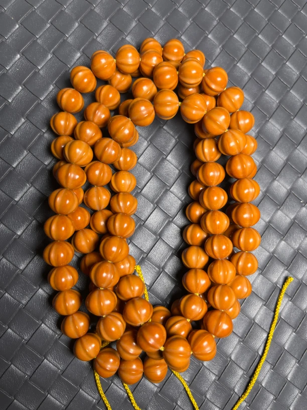 猴头核桃，四花鲨鱼背脖挂，尺寸10mm➕