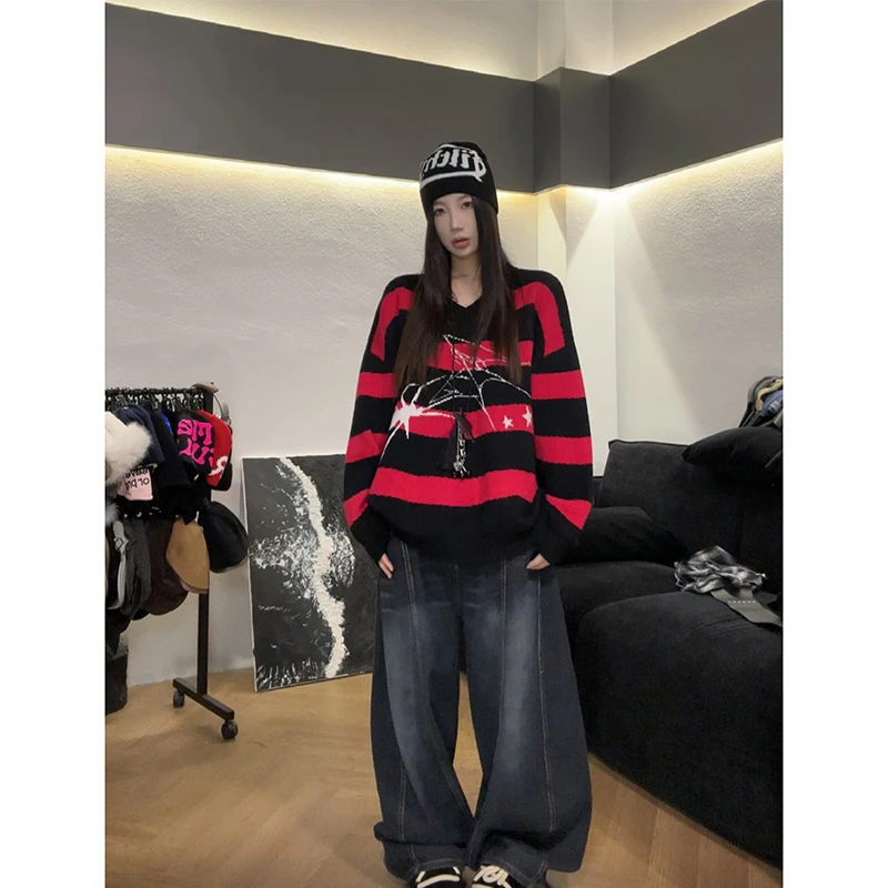 红色条纹V领毛衣秋冬慵懒风松弛感针织衫软糯宽松休闲套头上衣