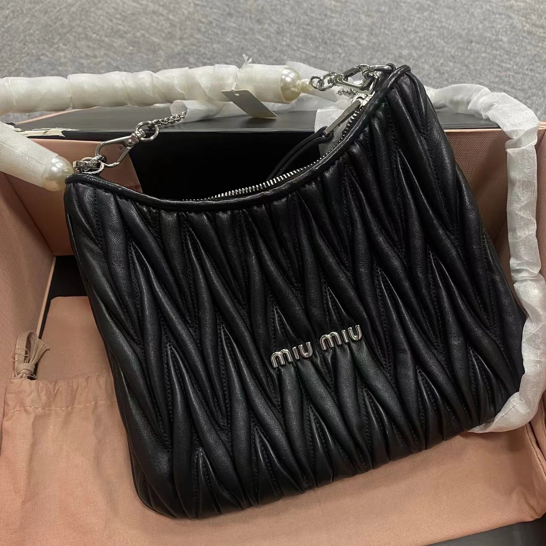 95新 MIU MIU/缪缪 miumiu缪缪/单肩包/AG953
