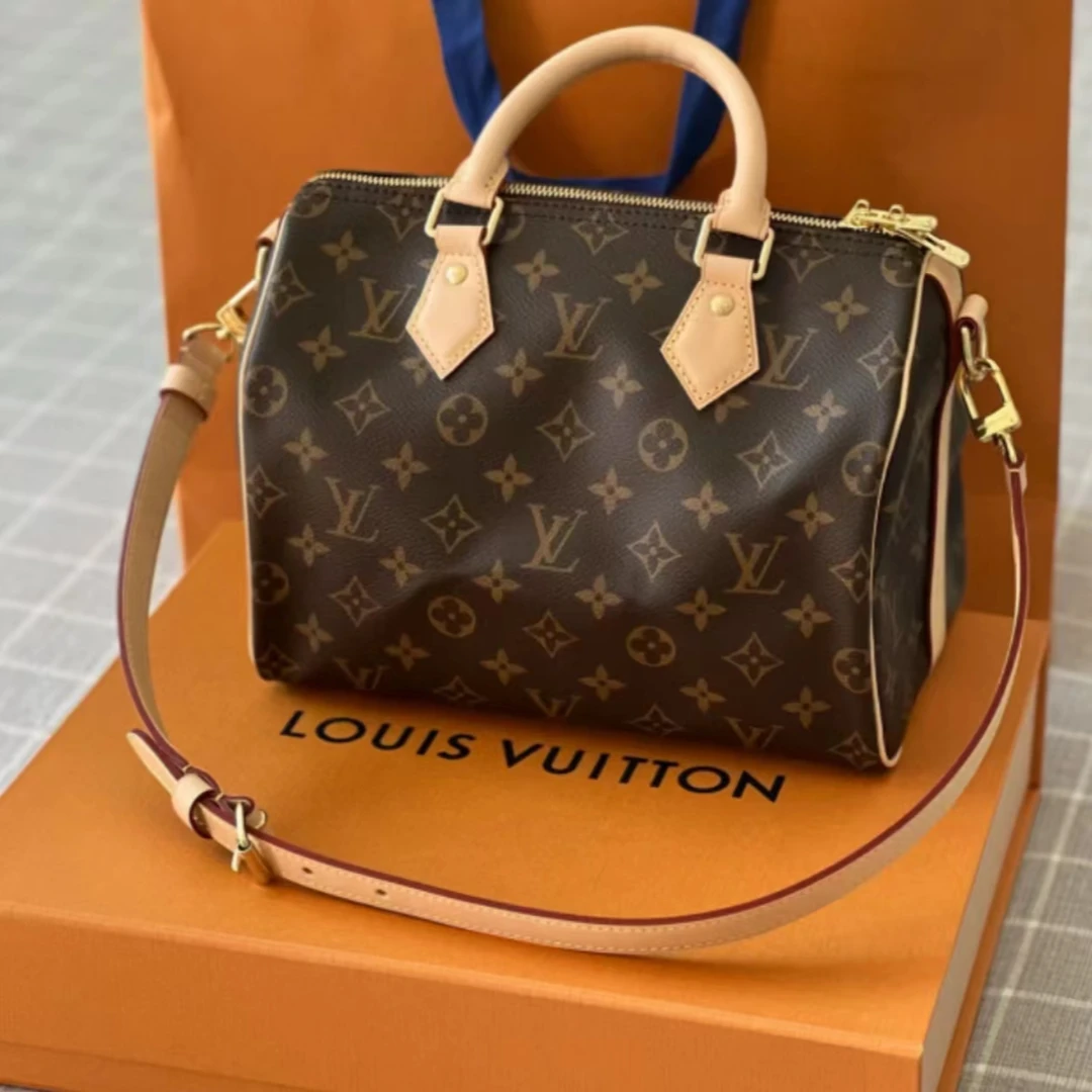 99新 LouisVuitton/路易威登 单肩包/M060