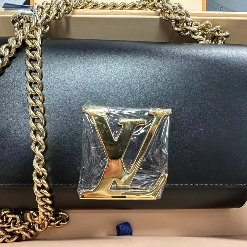95新 LouisVuitton/路易威登 单肩包/AG902