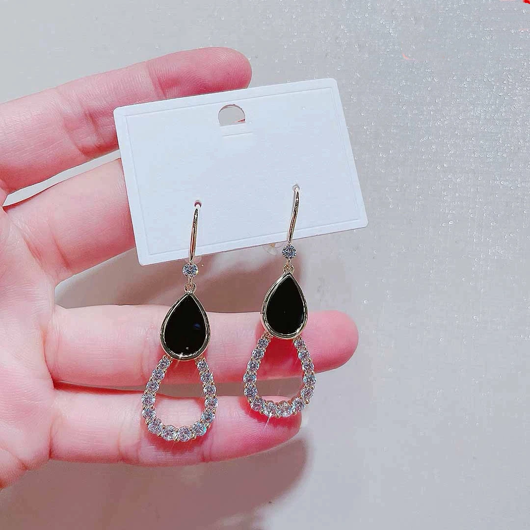 铜合金耳饰 A74轻奢时尚百搭简约灵动个性精致镶钻设计感气质