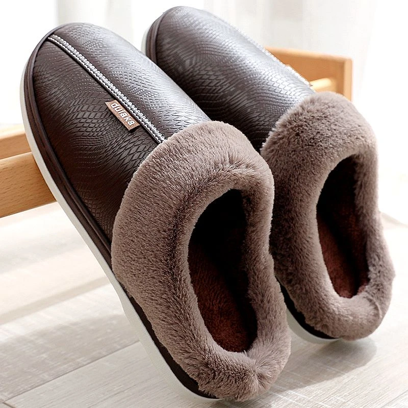 杜啦咔特大码PU皮面拖鞋冬季防水保暖居家厚底男女家用棉拖鞋防滑