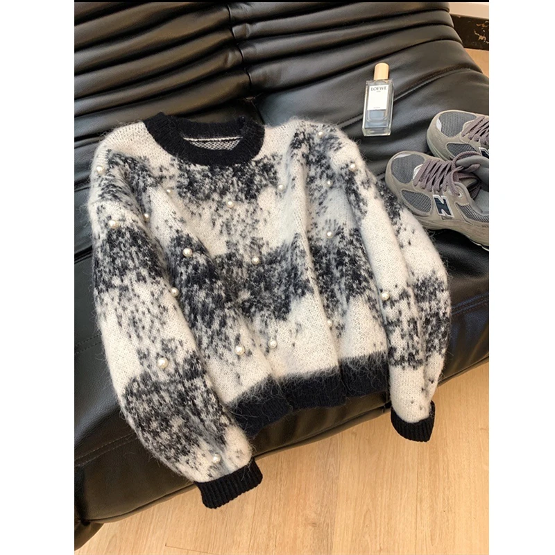 洋气秋冬季减龄新款毛衣重工设计感钉珠慵懒风长袖打底衫长袖上衣