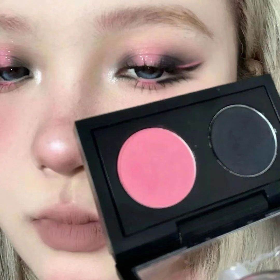 美式芭比浓颜黑粉小烟熏眼影ins平价学生高级纯欲风辣妹双色修容