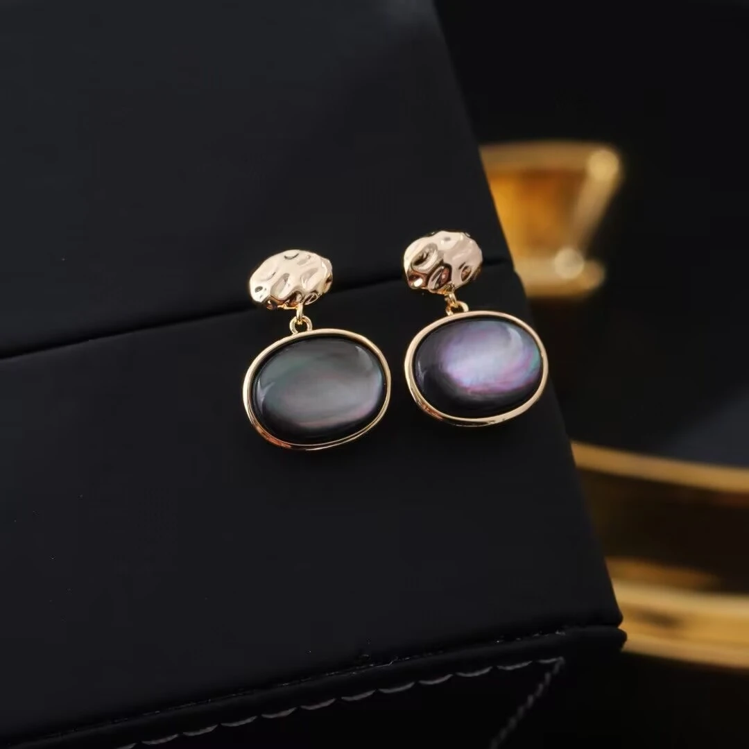 铜合金贝壳耳饰 《货号8222》 椭圆灰色小耳坠