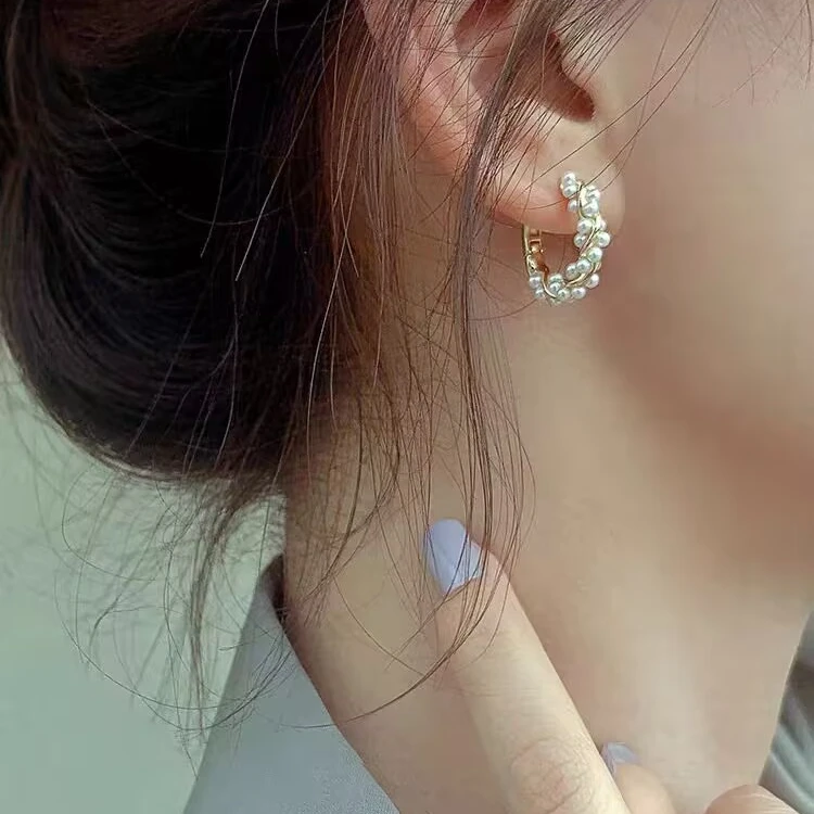 铜合金耳饰 《货号7676》轻奢时尚气质圆圈珠珠耳扣