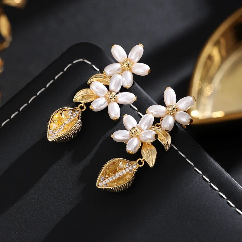 铜合金耳饰 《货号7450》小众时尚甜美双五瓣花吊坠耳饰