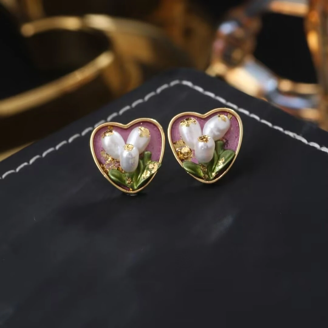 铜合金耳饰 《货号8418》 三株桃心耳钉