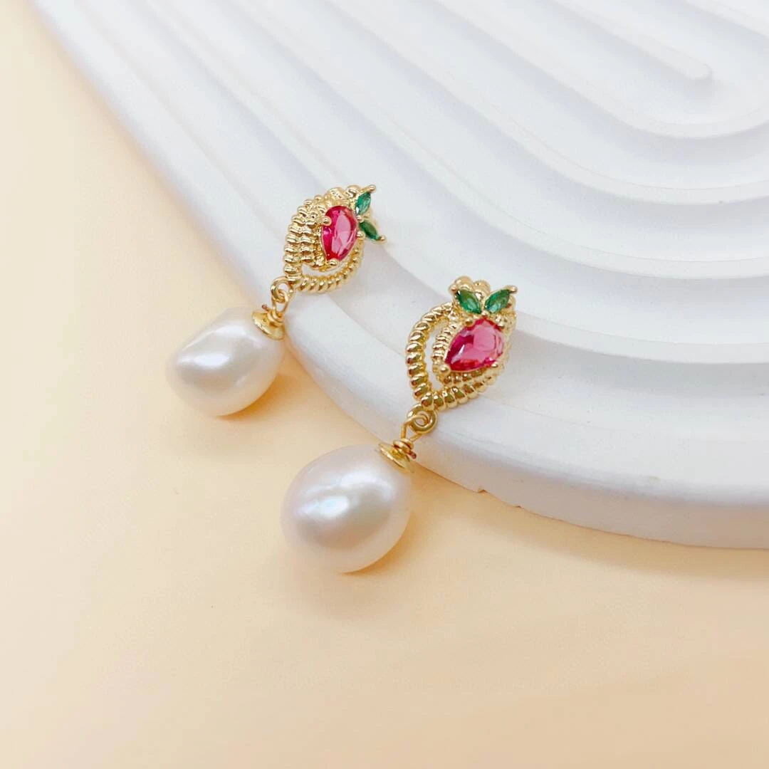 铜合金耳饰 《货号7455》新中式宝红色珠珠吊坠耳饰