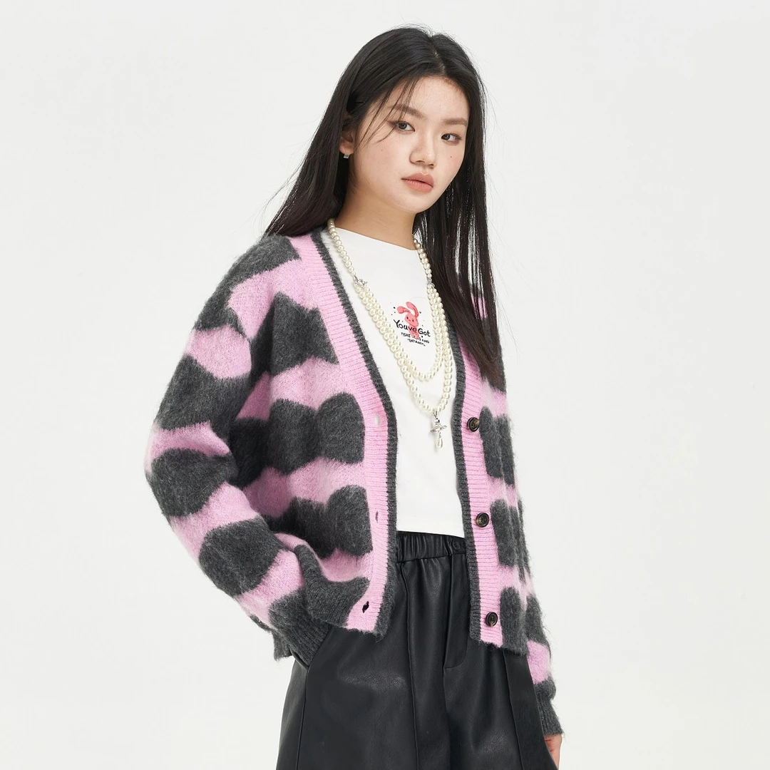 jessyline 秋季新款杰茜莱格纹拼色针织衫学院毛衣