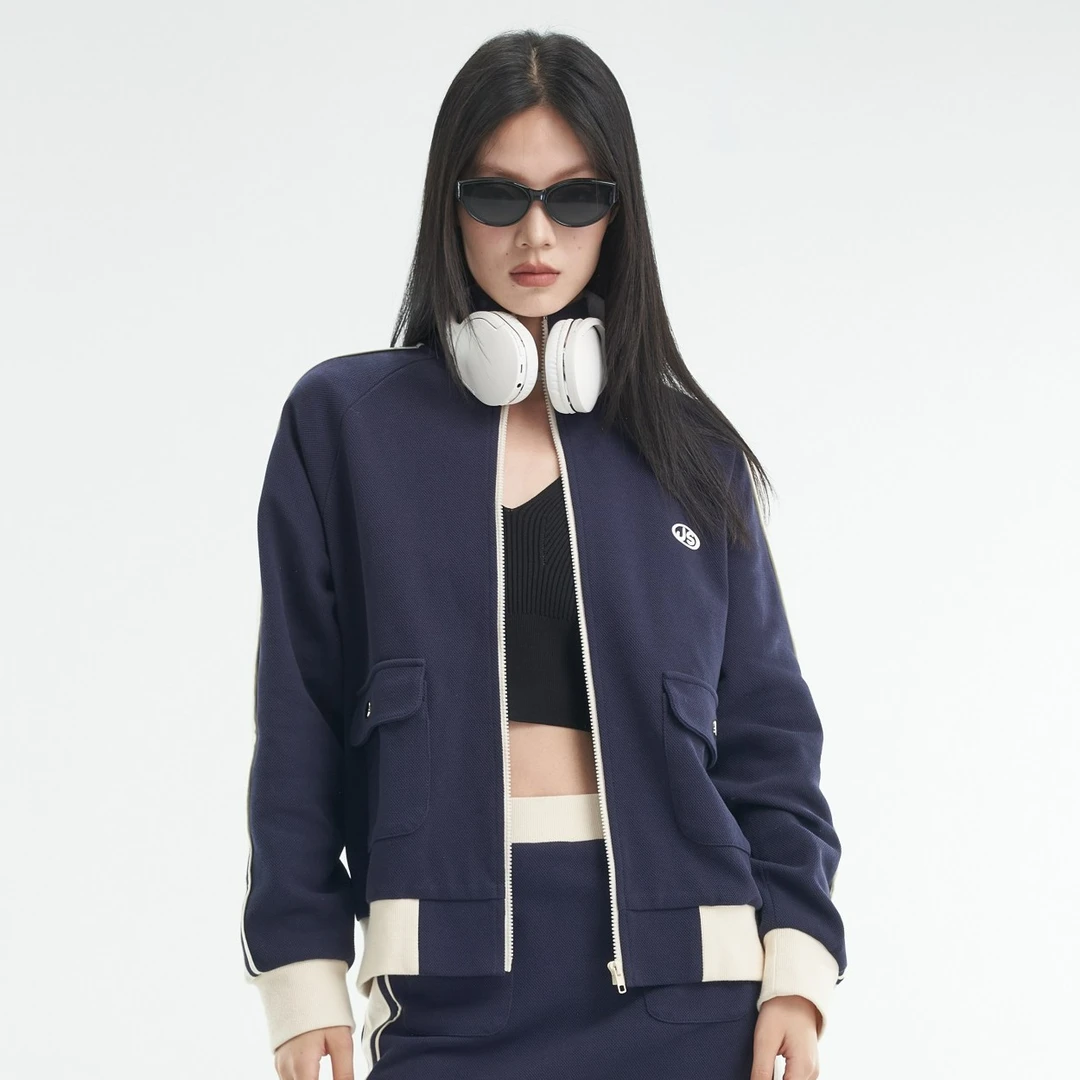 Jsister 秋季新款JS简约通勤外套深色秋冬穿搭运动风夹克衫