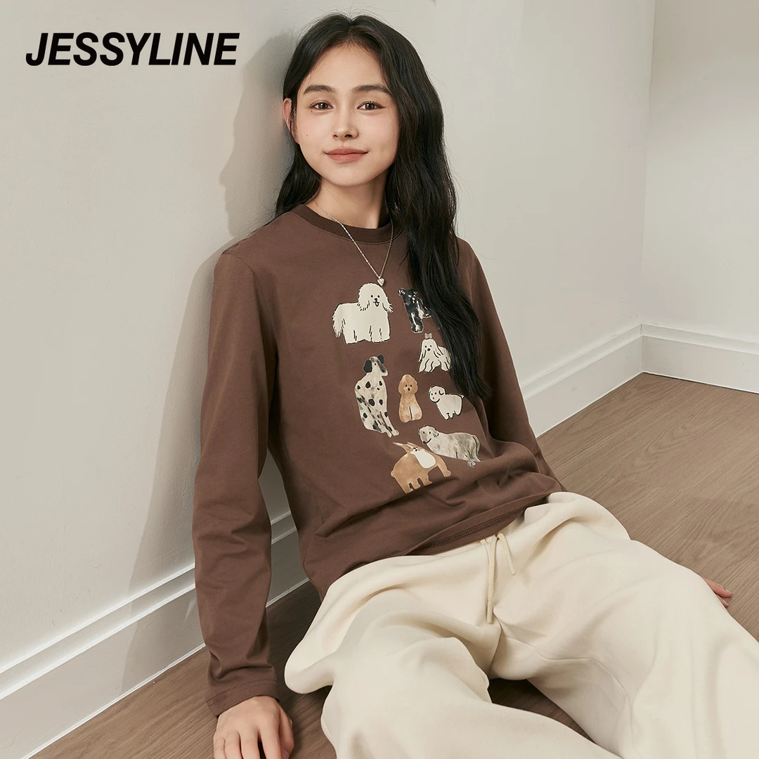 jessyline 秋季新款 杰茜莱咖色小狗T恤长袖打底衫秋冬穿搭