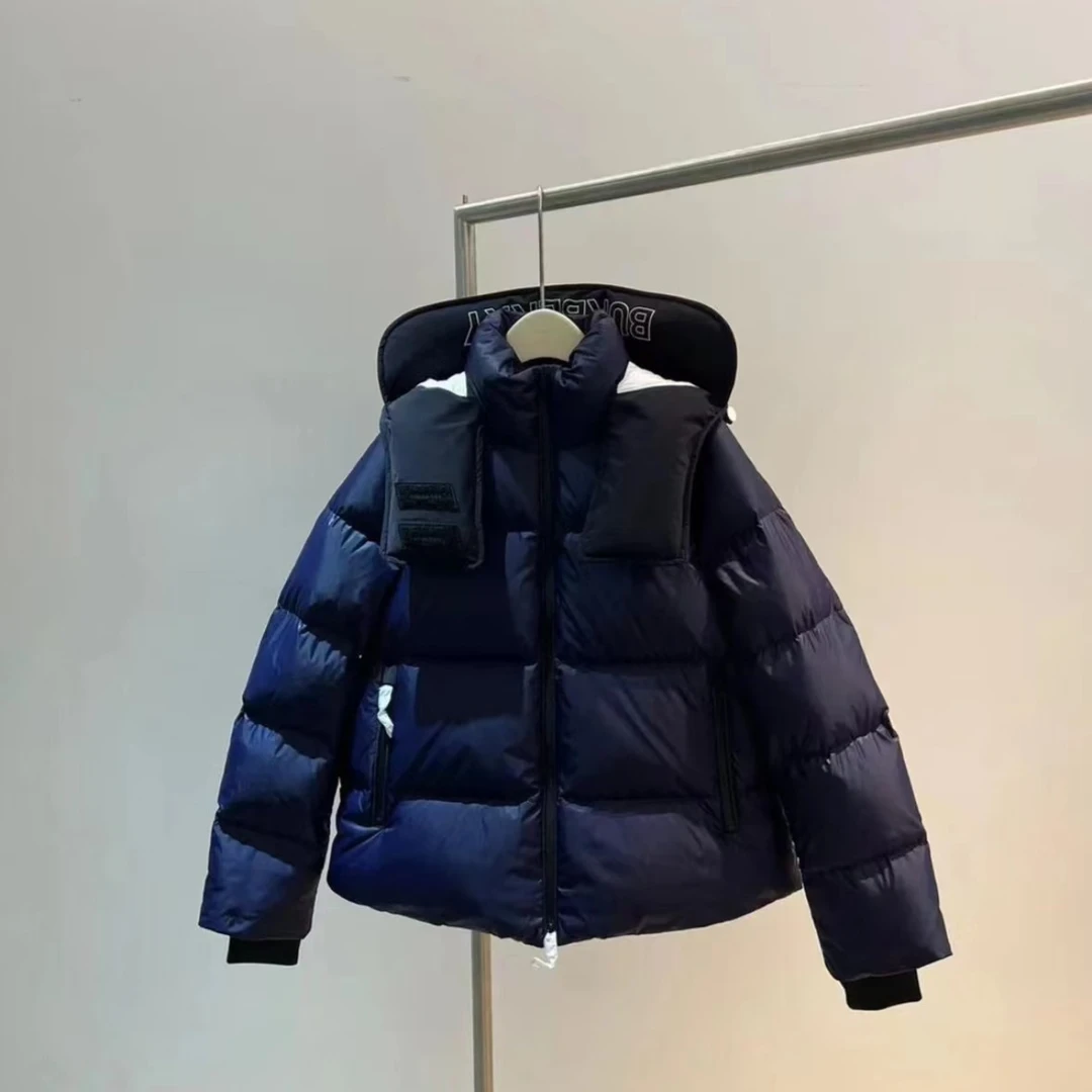 99新 BURBERRY/博柏利 纯色连帽保暖时尚深蓝色女款羽绒服百搭