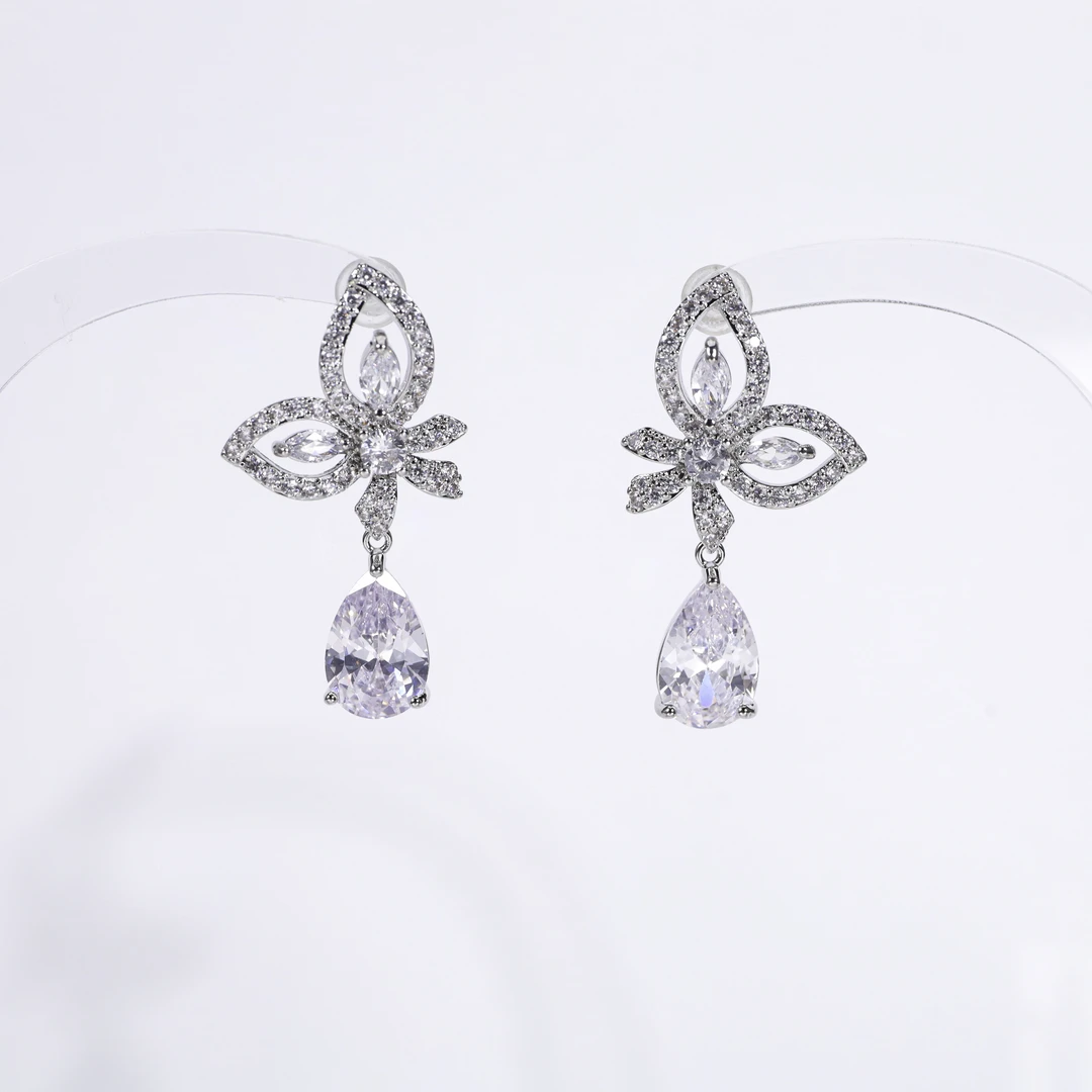 铜合金耳饰 【Lisa Nik】美·重工镶嵌蝴蝶结耳环 AG01XYWC-09578