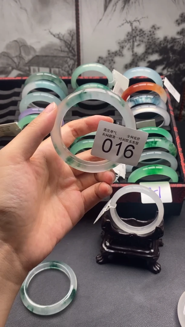 【闪购商品】石英质玉手镯未镶嵌016