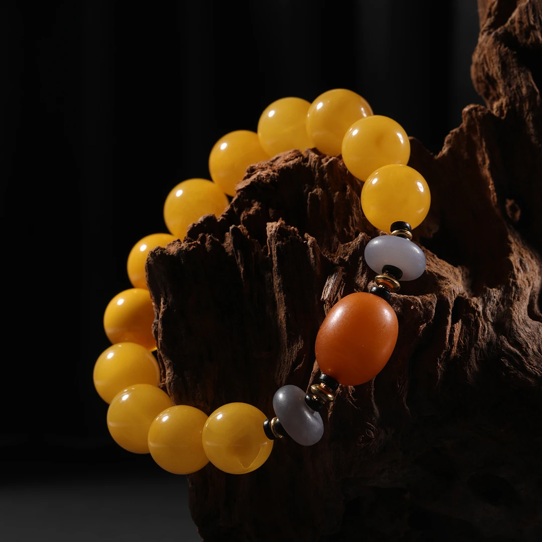 S&A蜜蜡手链女鸡油黄蜜蜡手串天然琥珀手串时尚设计款国风老型