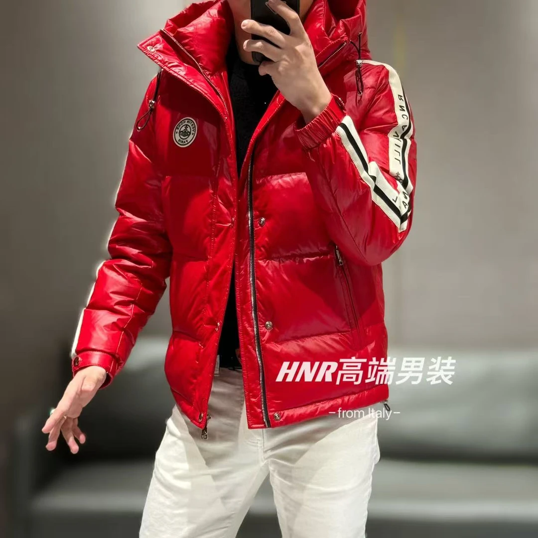 胸标图案拼接撞色秋冬新款男生休闲百搭连帽羽绒服25062