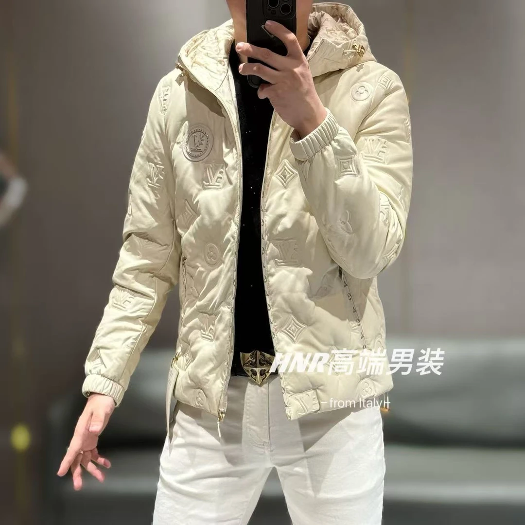 新款高级感立体字母胸标图案简约时尚小众潮流百搭羽绒服24917A