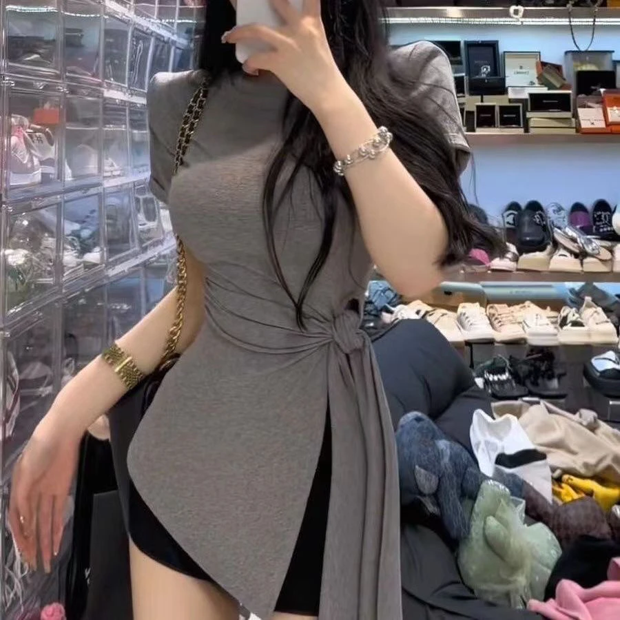 设计感不规则绑带圆领短袖T恤女夏季绝美辣妹修身显瘦开叉上衣潮