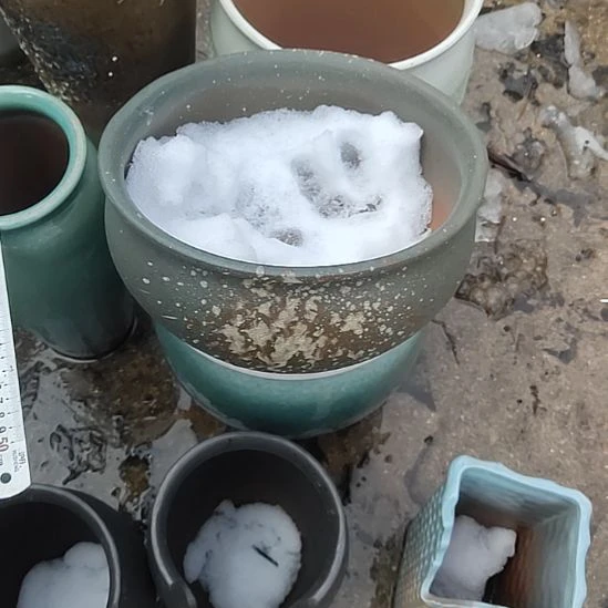 【闪购商品】紫砂花盆口25高14一个