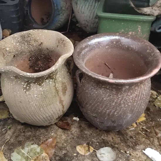 【闪购商品】紫砂花盆口17高19瑕疵两个一组