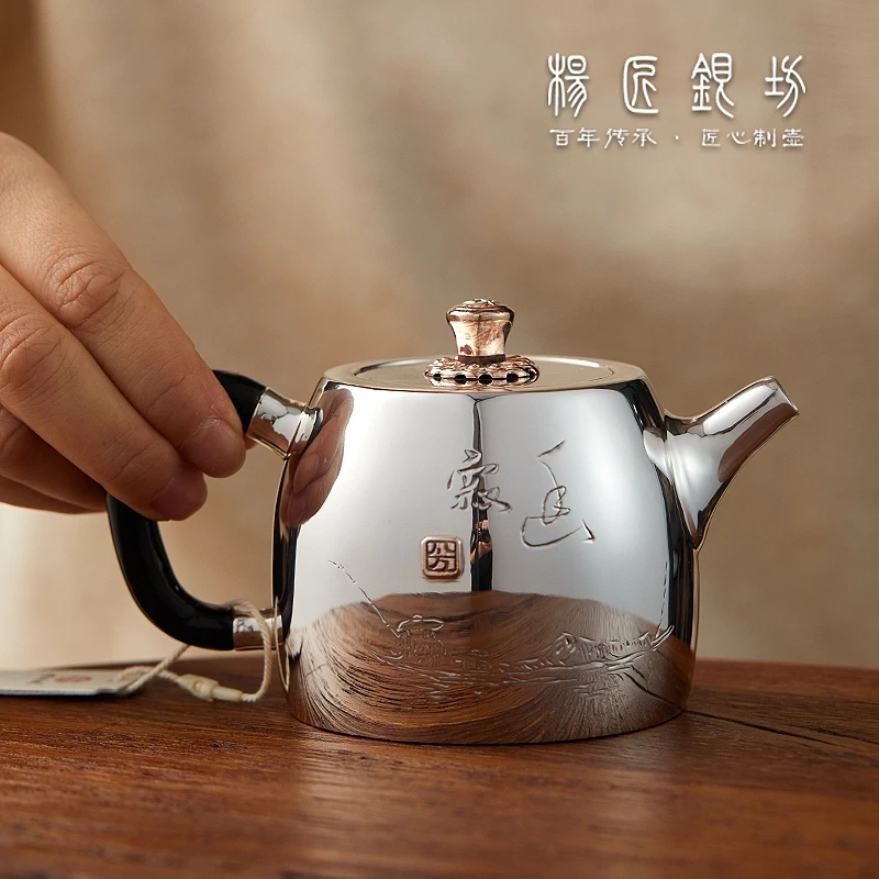 国大师母炳林-幽寂泡茶壶