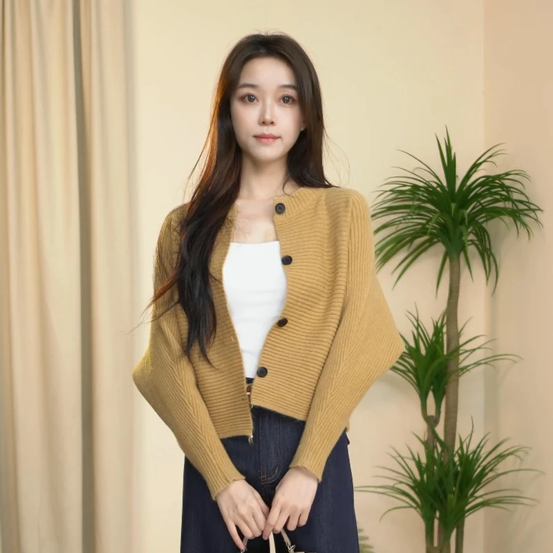 炸街毛衣设计感小众短款秋冬小个子复古气质针织开衫时尚百搭上衣