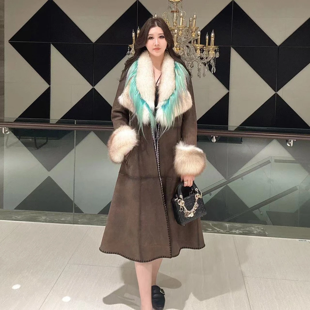【女王优选】时尚冬季中长款狐狸毛设计师羊皮羊毛皮草外套7178
