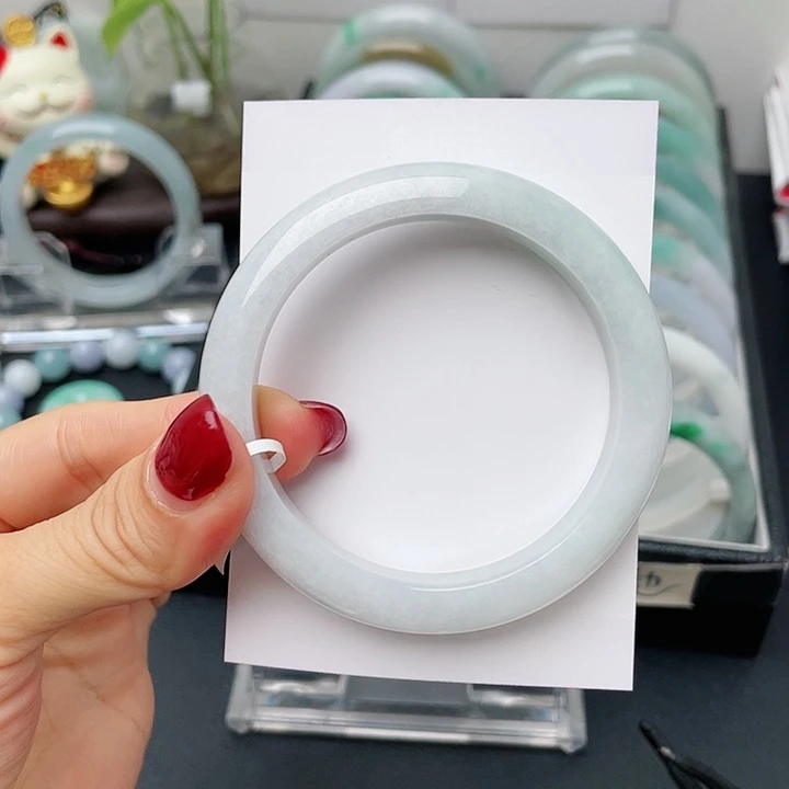 翡翠手镯未镶嵌54.3正圈有裂