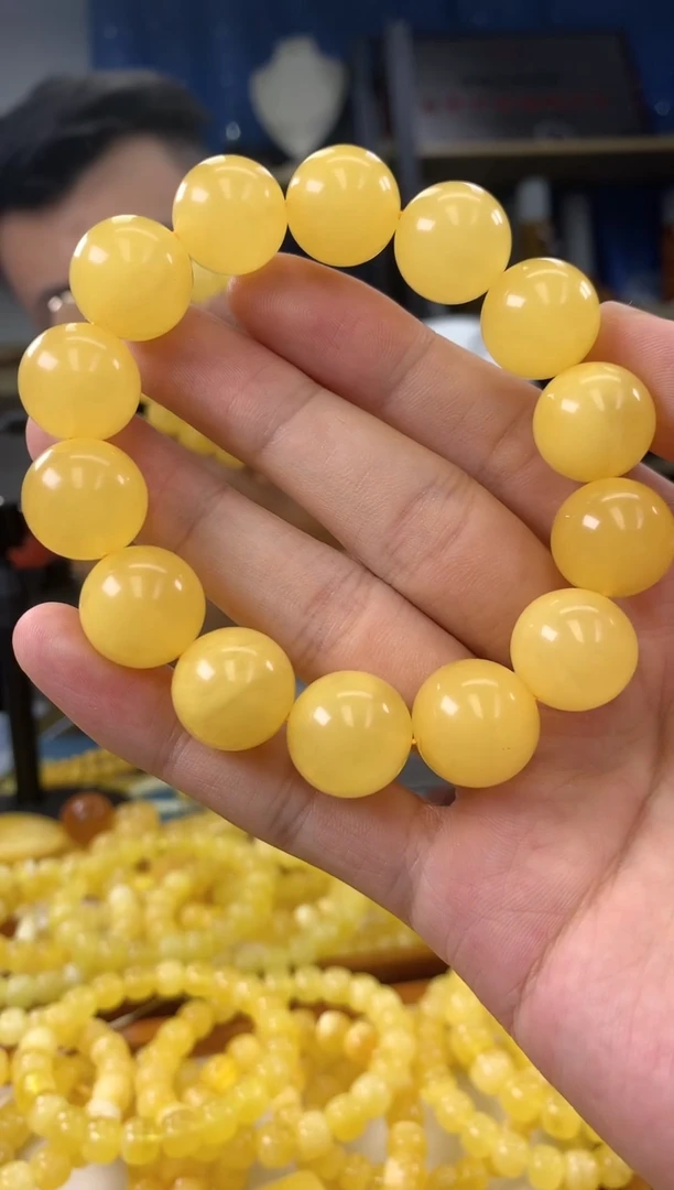 【闪购商品】蜜蜡手链未镶嵌吊坠