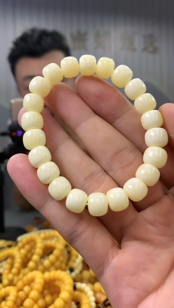 【闪购商品】蜜蜡手链未镶嵌手串