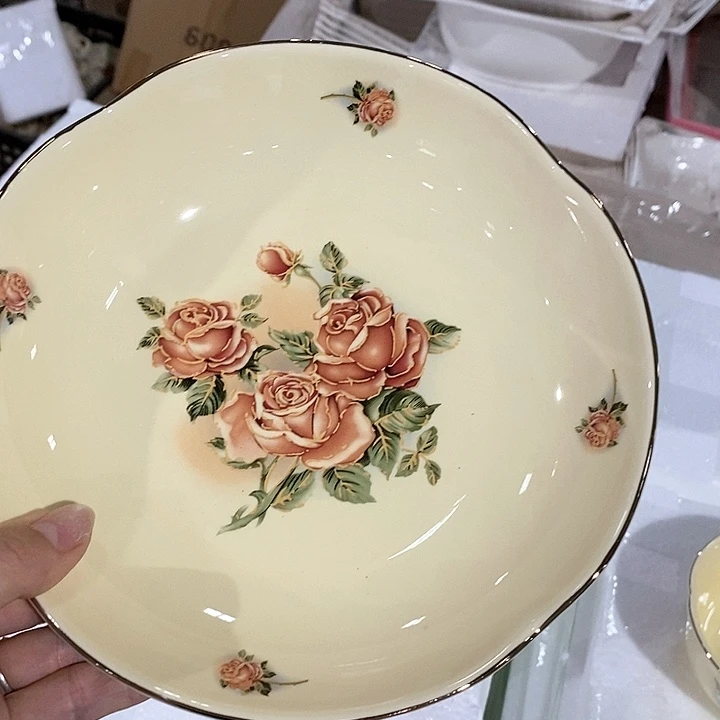 陶瓷………………………………