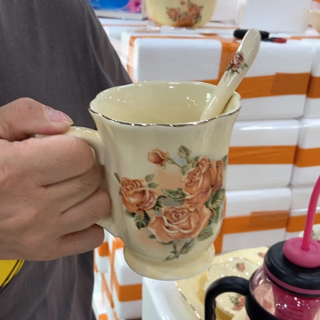 星博陶瓷…………………………………………