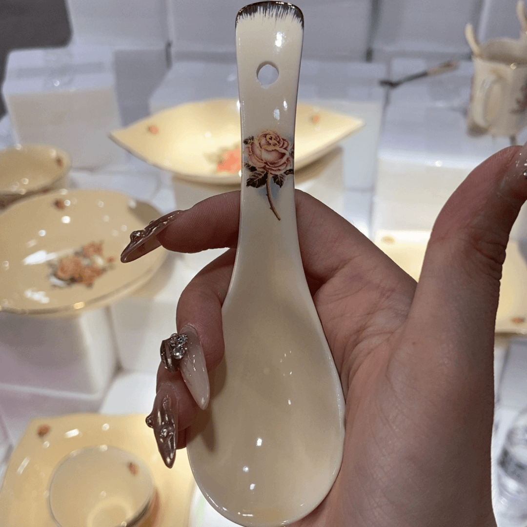 星博陶瓷…………………………………………